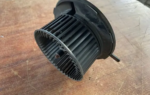 Heater fan/blower