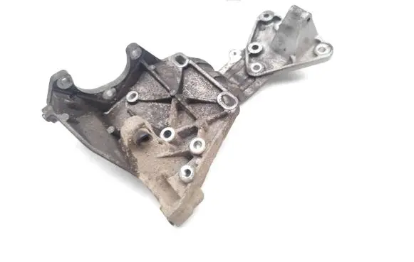 Volvo XC60 Generator/alternator bracket 31316673