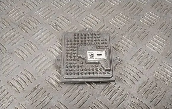 Jaguar F-Type Xenon control unit/module L90028083