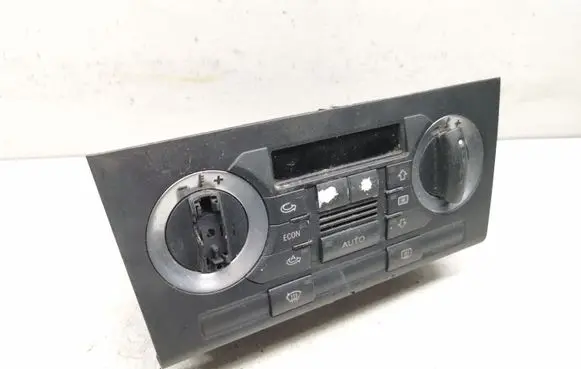 Audi A3 S3 8P Climate control unit 8P0820043D