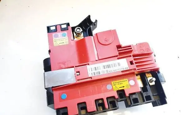 BMW 7 F01 F02 F03 F04 Fuse box set v4917777302 v49177773-02