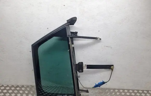 Seat Exeo (3R) Rear window lifting mechanism without motor 8E0839461C