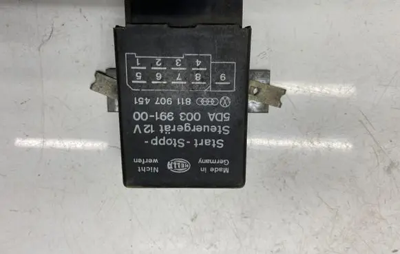 Audi 80 90 B3 Ignition amplifier control unit 0039910