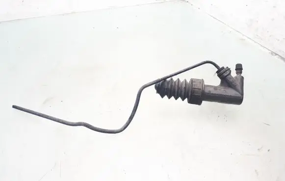 Clutch slave cylinder