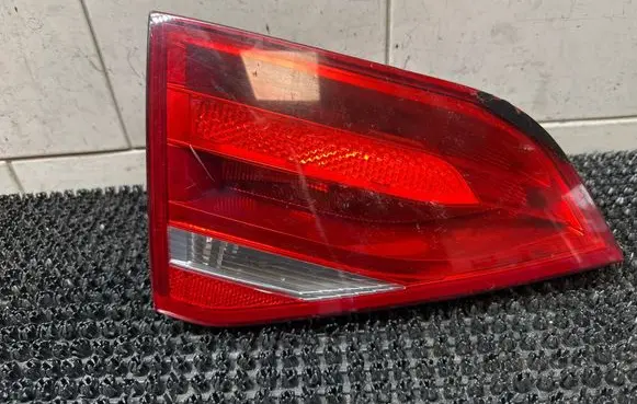 Audi A4 S4 B8 8K Tailgate rear/tail lights 8K5945093D