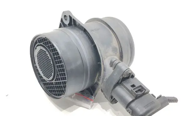 Volkswagen Golf V Mass air flow meter