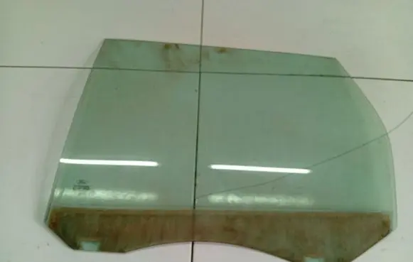 Ford Focus Rear door window glass As2