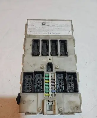 BMW X6 F16 Fuse box set 9383423 2611139385 116RI001097