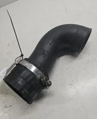 Volvo V70 Intercooler hose/pipe 30696253