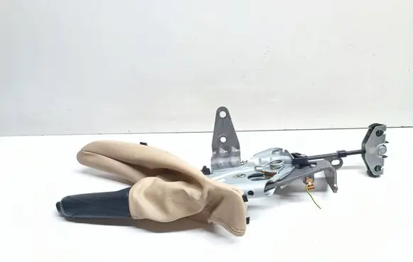 Handbrake/parking brake lever assembly