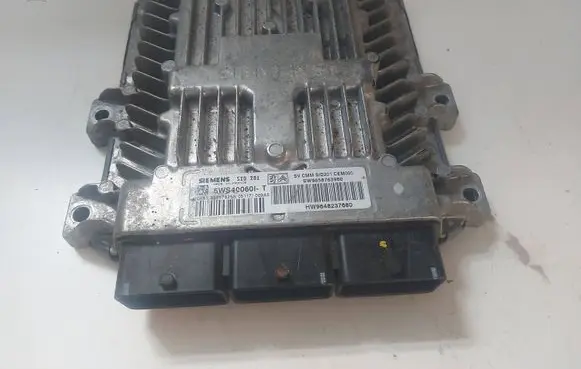 Peugeot 607 Engine control unit/module 5WS40060IT