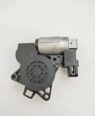Mazda 3 I Front door window regulator motor G22C5858XF