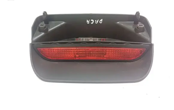 Dacia Logan II Third/center stoplight