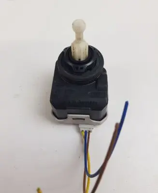 Ford Focus Headlight level adjustment motor 00787804