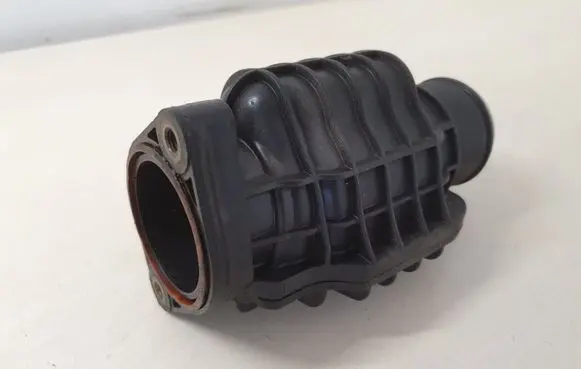 Citroen C4 I Picasso Intercooler hose/pipe 9687261180