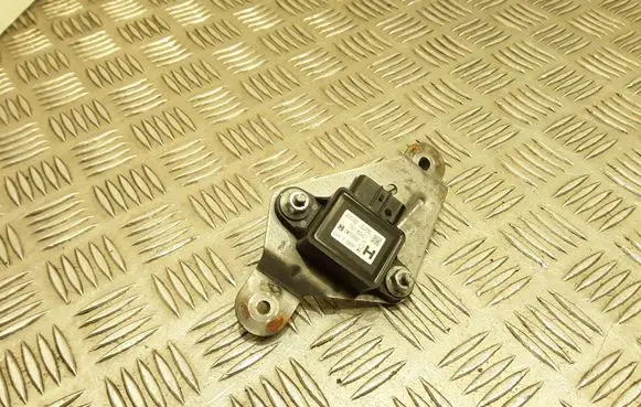 Nissan X-Trail T31 ESP acceleration yaw rate sensor 47930JG200 7518001