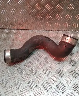 Mercedes-Benz C W203 Intercooler hose/pipe A2035282182
