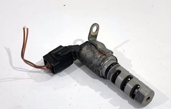Toyota Avensis T270 Camshaft position sensor 30T0605020H3