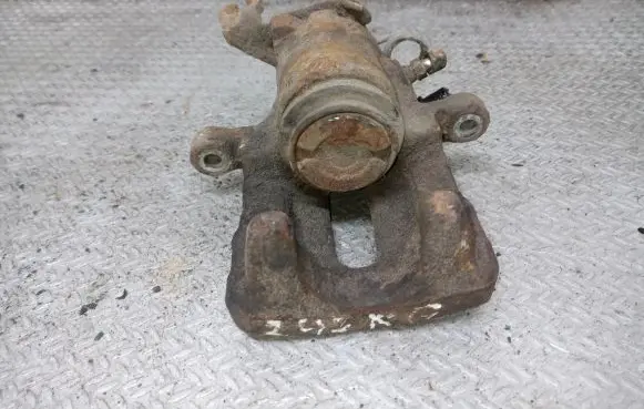 Mitsubishi Space Star Rear brake caliper