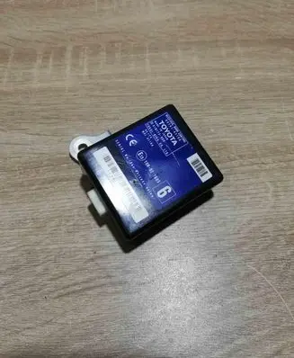 Toyota Prius (XW20) Door control unit/module 8974147100