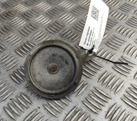 Nissan Patrol Y61 Horn signal 25620VC305