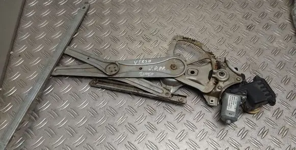 Toyota Verso Front door window regulator with motor 698200F020