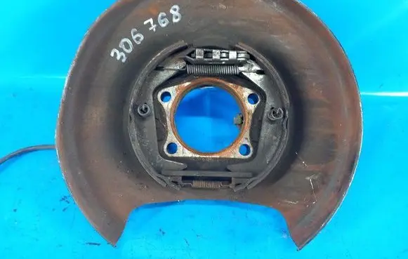 Volvo XC90 Rear wheel hub spindle/knuckle 30760562