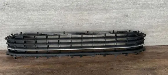 Volkswagen Golf VII Front bumper lower grill 510853677