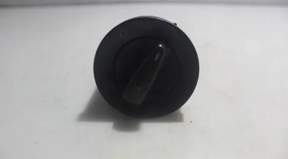 Volkswagen Golf IV Light switch