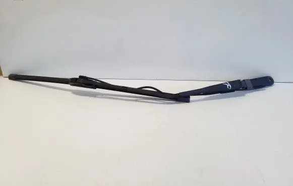 Iveco Daily 5th gen Front wiper blade arm 80005697B