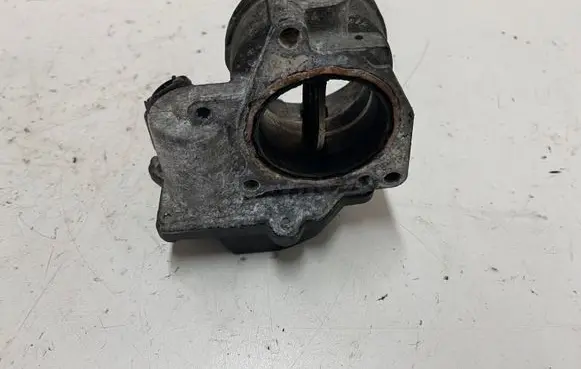 Volkswagen Caddy Throttle valve 03G128063G