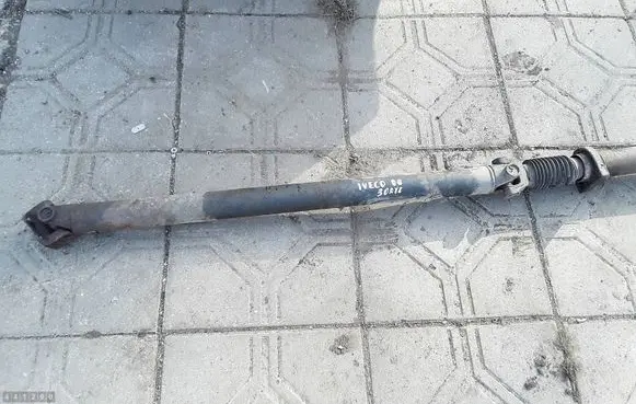 Iveco Daily 35.8 - 9 Rear driveshaft/prop shaft 