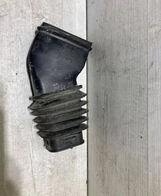 Ford Kuga III Air intake duct part LX619A675MA