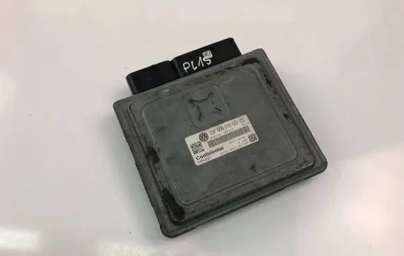 Volkswagen Polo V 6R Engine control unit/module ECU 03F906070GD