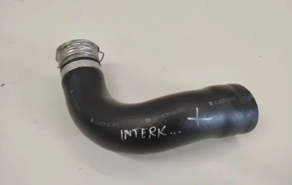 Toyota Corolla Verso AR10 Intercooler hose/pipe