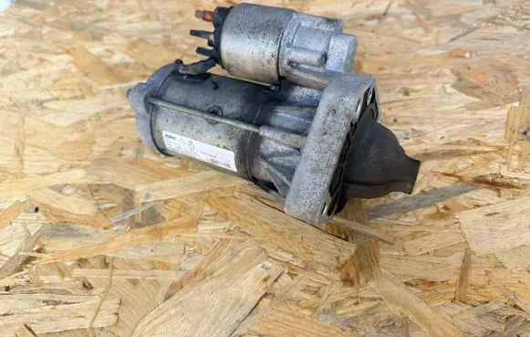 Nissan Qashqai+2 Starter motor 233001375R