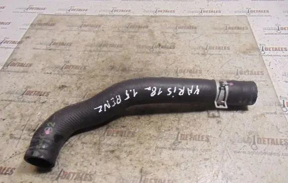 Toyota Yaris Engine coolant pipe/hose
