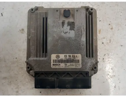 Volkswagen Touran I Engine control unit/module 03G906016A 1039S02834 0281010731