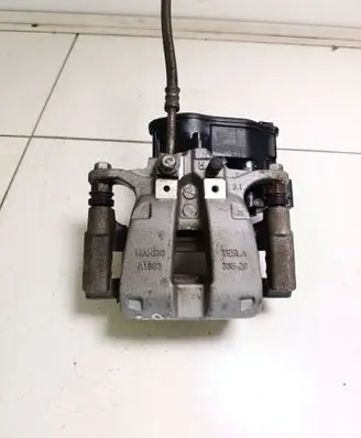 Rear brake caliper