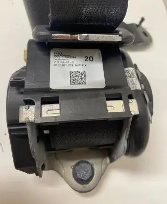 Tesla Model 3 Rear seatbelt 1110154C1G 655391500A