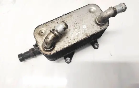 Engine oil radiator