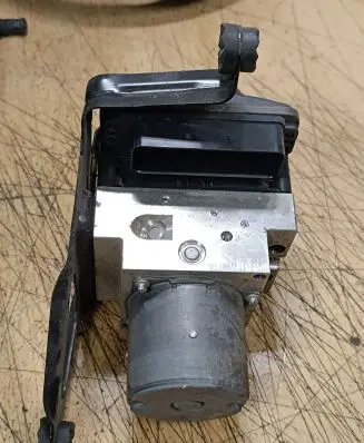 BMW X5 E70 ABS Pump 0130108129 6854706