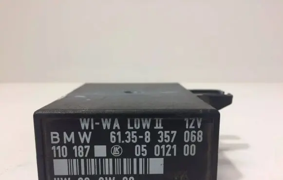 BMW 3 E36 Window wiper relay 61358357068 05012100 110187