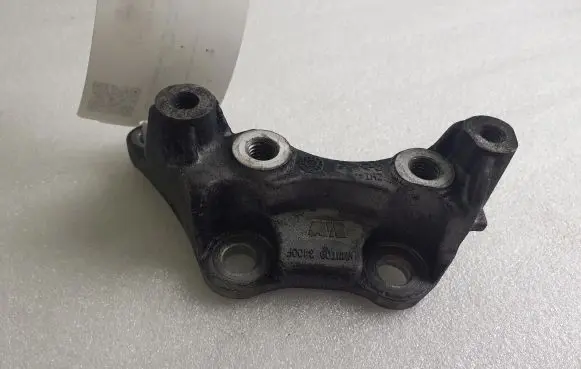 Maserati Levante Engine mounting bracket VMMT093400F
