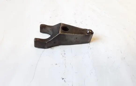 Lexus IS 220D-250-350 Fuel Injector clamp holder NOCODE