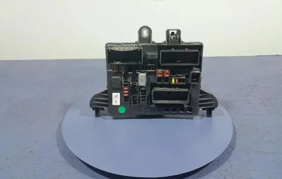 Opel Insignia A Fuse box set 22737765