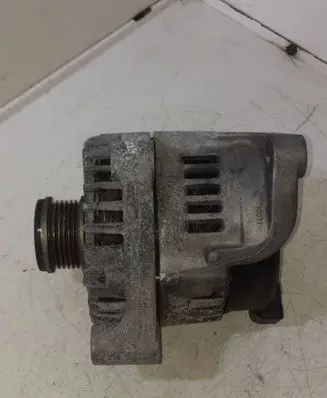 BMW 4 F32 F33 Generator/alternator 7823343 2607244F FG18S045