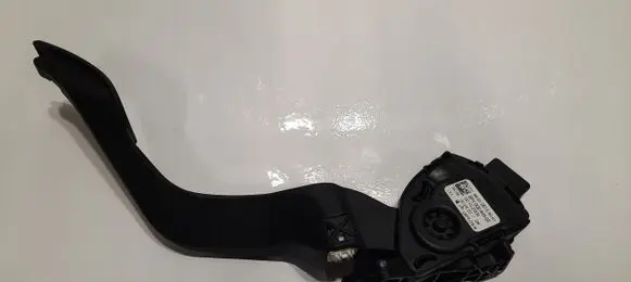 Peugeot 207 Accelerator throttle pedal 9683001580