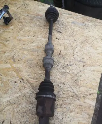 Front driveshaft