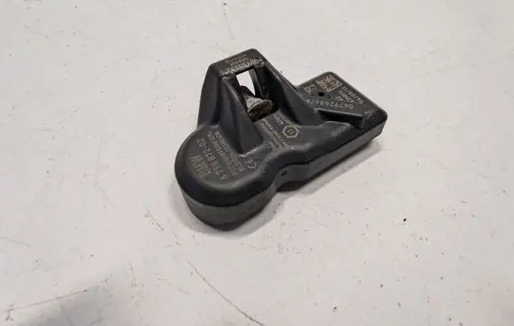 BMW 5 F10 F11 Tire pressure sensor 6798872 36106798872